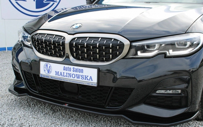 BMW Seria 3 cena 131900 przebieg: 50000, rok produkcji 2019 z Mrągowo małe 529